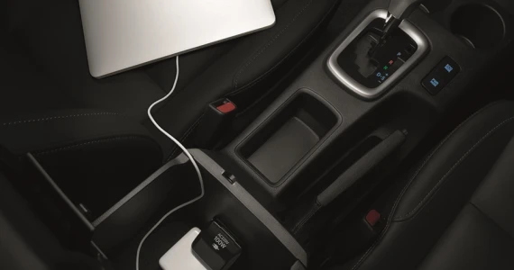 รูปภาพ โตโยต้า Toyota Revo Double Cab Prerunner 2x4 2.4 Entry AT ปี 2022