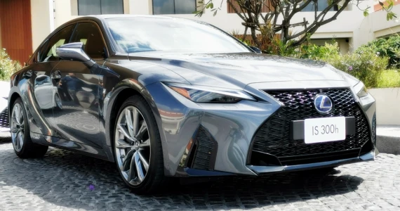 รูปภาพ เลกซัส Lexus IS 300h F SPORT MY2020 ปี 2020