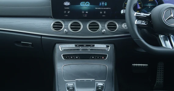 รูปภาพ เมอร์เซเดส-เบนซ์ Mercedes-benz E-Class E 300 e AMG Dynamic ปี 2021