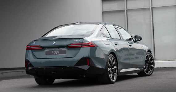 รูปภาพ บีเอ็มดับเบิลยู BMW i 5 M60 xDrive ปี 2023