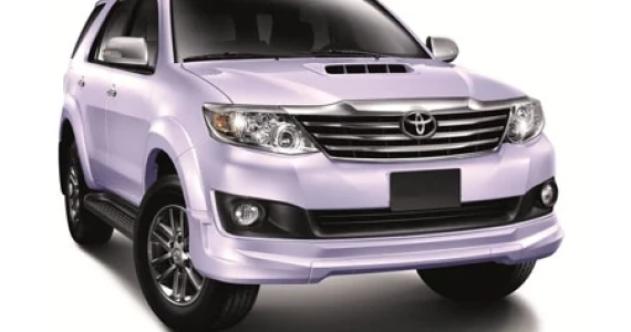 รูปภาพ โตโยต้า Toyota Fortuner 3.0 V 2WD 50th Anniversary ปี 2012