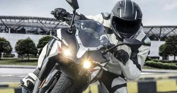 รูปภาพ บาจาจ Bajaj Pulsar RS 200 FI ABS ปี 2022