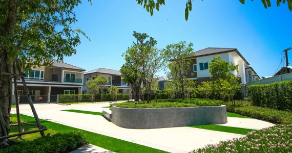 รูปภาพ เซนโทร สาทร - กัลปพฤกษ์ (Centro Sathorn - Kanlapapruek)