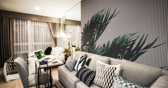 รูปภาพ เอลลิโอ สาทร-วุฒากาศ (Elio Sathorn-Wutthakat)