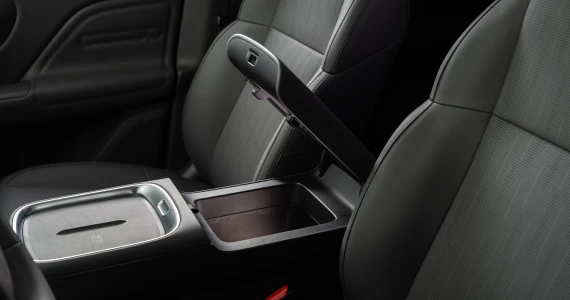 รูปภาพ ลีปมอเตอร์ Leapmotor B10 Design ปี 2025