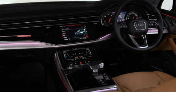 รูปภาพ อาวดี้ Audi Q7 45 TDI quattro S line MY20 ปี 2020