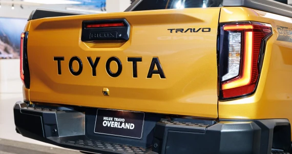 รูปภาพ โตโยต้า Toyota Hilux Travo Double Cab 4TREX 2.8 Overland Plus AT ปี 2025