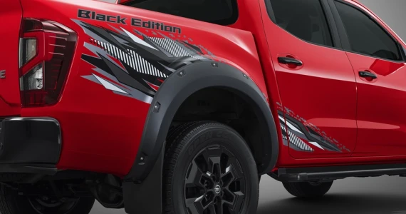รูปภาพ นิสสัน Nissan Navara Double Cab Calibre E 6MT Black Edition ปี 2022