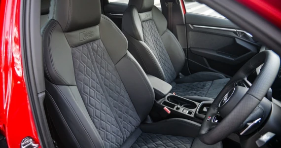 รูปภาพ อาวดี้ Audi RS 3 Sportback quattro ปี 2022