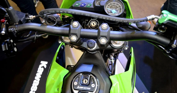 รูปภาพ คาวาซากิ Kawasaki D-Tracker 150 LW ปี 2021
