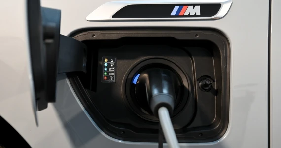 รูปภาพ บีเอ็มดับเบิลยู BMW M7 M760e xDrive ปี 2023