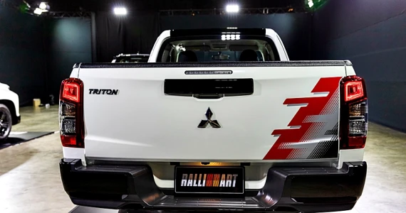 รูปภาพ มิตซูบิชิ Mitsubishi Triton MEGA-CAB RALLIART ปี 2022