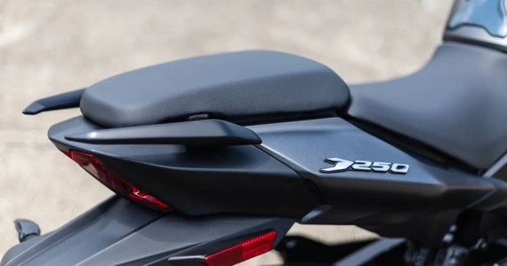 รูปภาพ บาจาจ Bajaj Dominar 250 ปี 2021