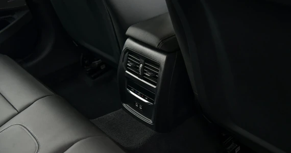รูปภาพ บีเอ็มดับเบิลยู BMW Series 3 330e M Sport ปี 2025