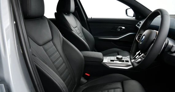 รูปภาพ บีเอ็มดับเบิลยู BMW Series 3 330e M Sport ปี 2025