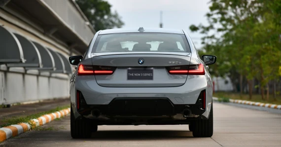 รูปภาพ บีเอ็มดับเบิลยู BMW Series 3 330e M Sport ปี 2025
