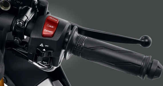 รูปภาพ ยามาฮ่า Yamaha R15 Connected ปี 2022