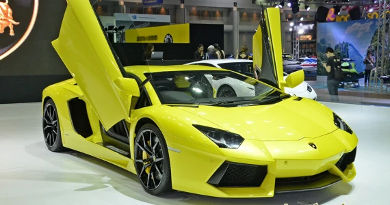 รูปภาพ ลัมโบร์กินี Lamborghini-Aventador LP700-4-ปี 2011
