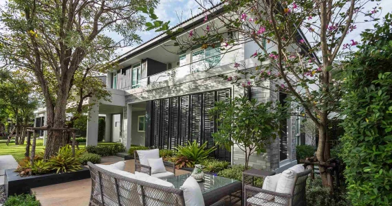 รูปภาพ มัณฑนา อ่อนนุช-วงแหวน 5 (Manthana Onnut - Wongwaen 5)