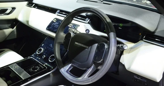 รูปภาพ แลนด์โรเวอร์ Land Rover Range Rover Velar HSE ปี 2017