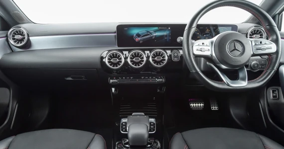 รูปภาพ เมอร์เซเดส-เบนซ์ Mercedes-benz A-Class A 200 AMG Dynamic (CKD) ปี 2020