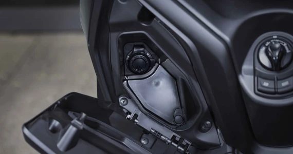 รูปภาพ ยามาฮ่า Yamaha XMAX Connected ปี 2024