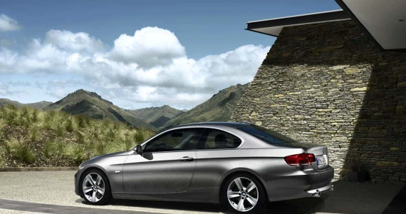 รูปภาพ บีเอ็มดับเบิลยู BMW Series 3 325i Coupe ปี 2008