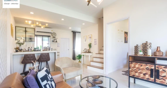 รูปภาพ ไลโอ อ่อนนุช - ฉลองกรุง (Lio Onnut - Chalongkrung)