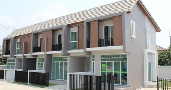 รูปภาพ ไอคอน ทาวน์ อ่างศิลา (Icon Town Ang Sila)