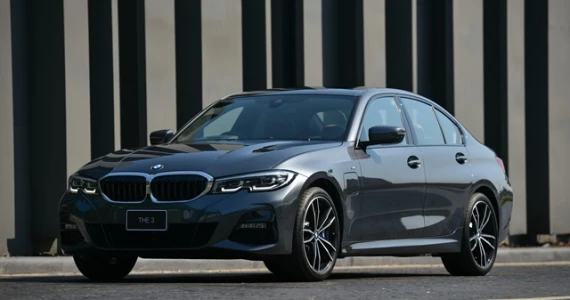 รูปภาพ บีเอ็มดับเบิลยู BMW Series 3 330e M Sport ปี 2020