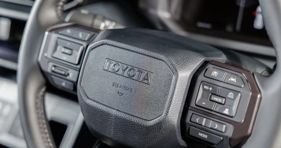 รูปภาพ โตโยต้า Toyota Hilux Travo Double Cab Prerunner 2.8 Overland Plus AT ปี 2025