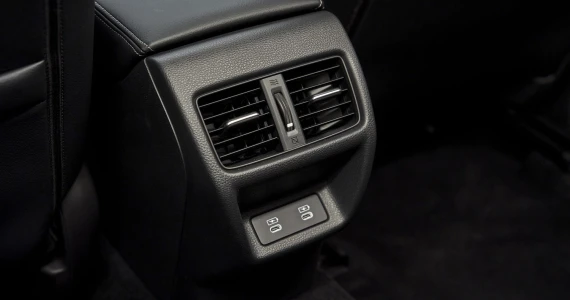 รูปภาพ ฮอนด้า Honda Civic e:HEV EL+ ปี 2024