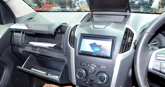 รูปภาพ อีซูซุ Isuzu D-MAX Hi-Lander 2-Door 2.5 Z VGS Turbo ฉลอง 99 ปี อีซูซุ ปี 2015