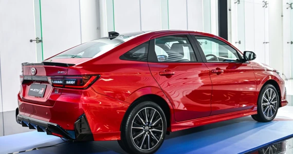 รูปภาพ โตโยต้า Toyota Yaris ATIV HEV GR Sport ปี 2025