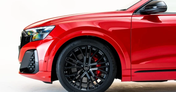 รูปภาพ อาวดี้ Audi Q8 TFSI e quattro S line edition one ปี 2024