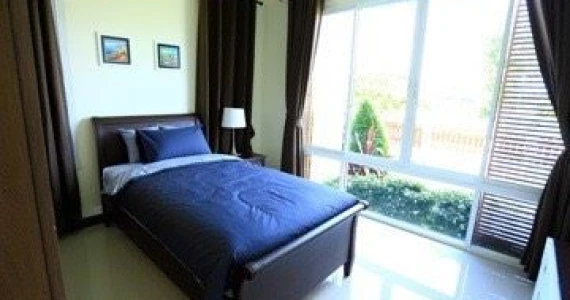 รูปภาพ เพ็ชรรัตน์ เลควิว (Phetcharat Lake View)