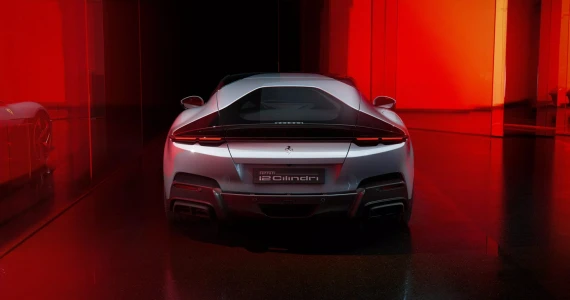 รูปภาพ เฟอร์รารี่ Ferrari-12Cilindri Coupe-ปี 2025
