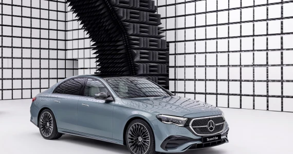 รูปภาพ เมอร์เซเดส-เบนซ์ Mercedes-benz E-Class E 220 d AMG Line ปี 2024