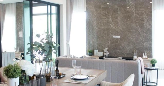 รูปภาพ สิรัญญา ซัมเมอร์ฮิลล์ (Siranya Summer Hill)