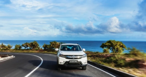 รูปภาพ ดีเอฟเอสเค ตงฟง มอเตอร์ส DFSK-Glory560 Super Family SUV 7-ปี 2022