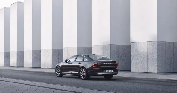 รูปภาพ วอลโว่ Volvo S90 Recharge Ultimate T8 Plug-in Hybrid Bright ปี 2023