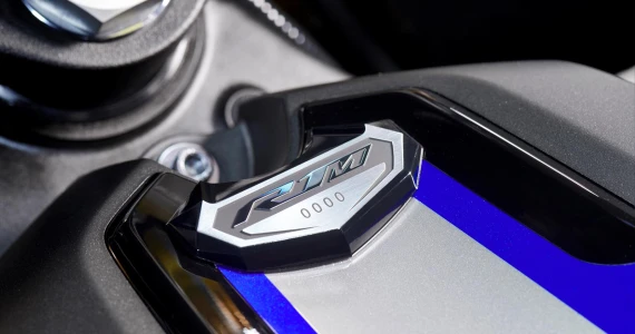 รูปภาพ ยามาฮ่า Yamaha YZF R1M ปี 2022