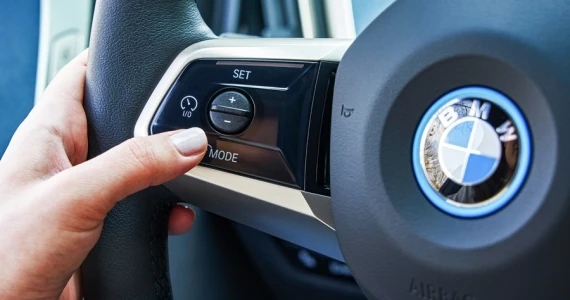 รูปภาพ บีเอ็มดับเบิลยู BMW i X xDrive50 Sport ปี 2022