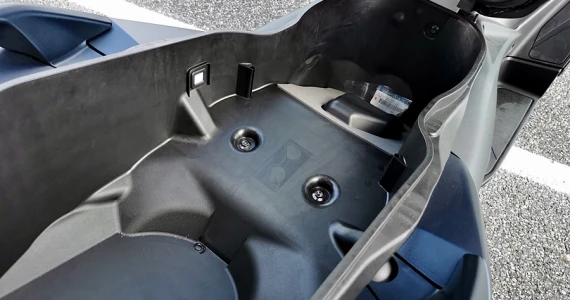 รูปภาพ ยามาฮ่า Yamaha XMAX Connected ปี 2022