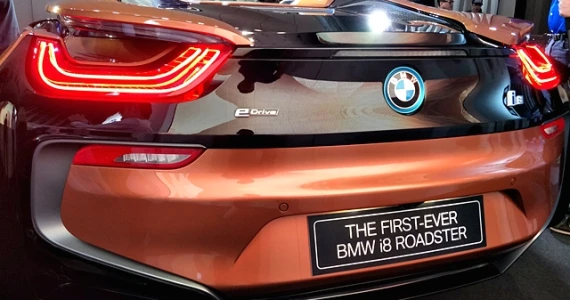 รูปภาพ บีเอ็มดับเบิลยู BMW i 8 Roadster ปี 2018