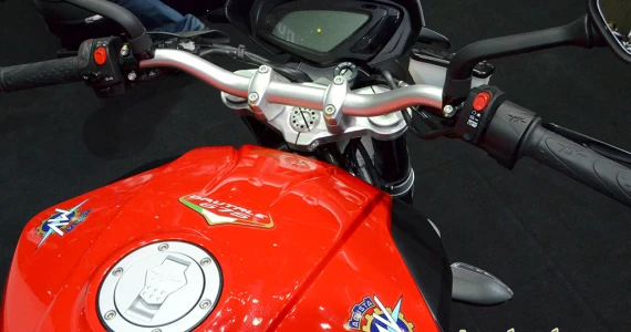 รูปภาพ เอ็มวี ออกุสต้า MV Agusta Brutale 675 ABS ปี 2014