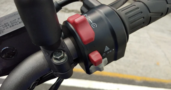 รูปภาพ ซีเอฟโมโต CF Moto 250 NK (Standard) ปี 2018