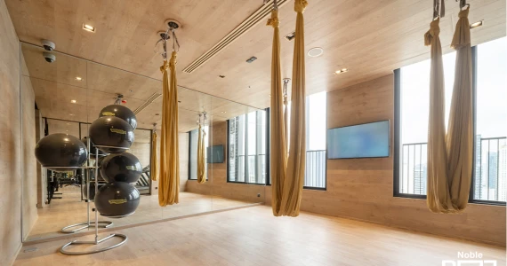 รูปภาพ โนเบิล บี เทอร์ตี้ทรี (Noble BE33)