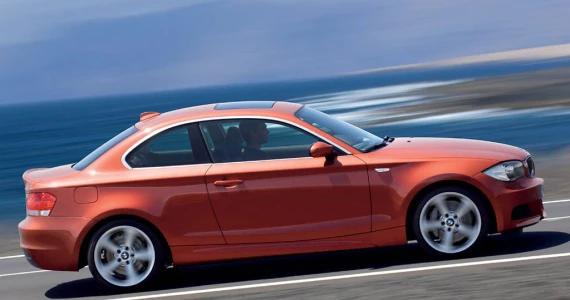 รูปภาพ บีเอ็มดับเบิลยู BMW Series 1 120d Coupe ปี 2009