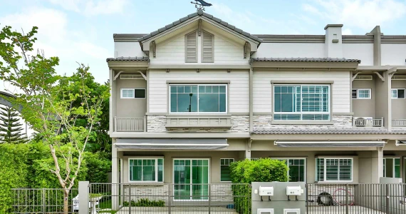 รูปภาพ อินดี้ ปิ่นเกล้า - สิรินธร (Indy Pinklao - Sirinthorn)